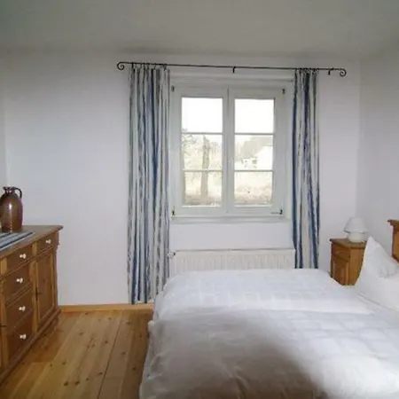 Am Dornenhaus 10 Apartment *